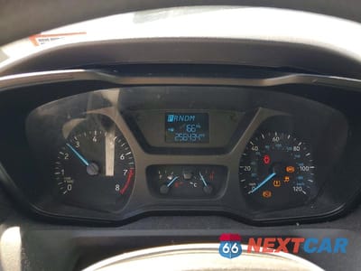 Zdjęcie 9 z 13 samochodu: 2019 FORD TRANSIT 150 DELIVERY VAN VIN:1FTYE1ZM7KKA84521 - miniatura