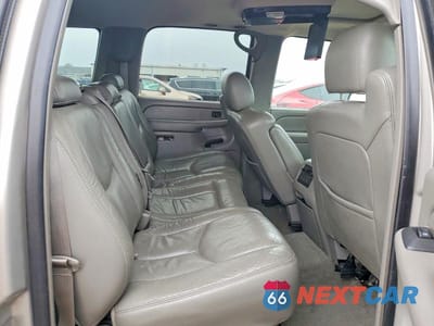 Zdjęcie 11 z 13 samochodu: 2004 GMC YUKON XL C1500 VIN:1GKEC16Z24J176531 - miniatura