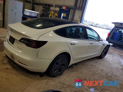 Trzecie zdjęcie samochodu z tyłu: 2022 TESLA MODEL 3 VIN:5YJ3E1EB9NF240848 - miniatura