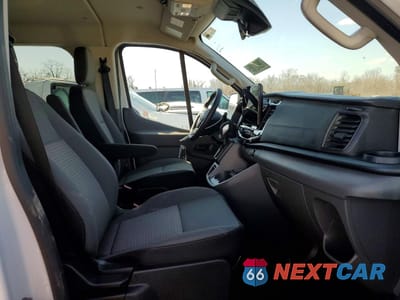 Piąte zdjęcie samochodu w środku: 2025 FORD TRANSIT T-350 VIN:1FBAX2YG4SKA64003 - miniatura