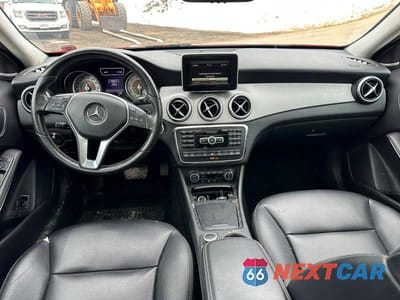 Zdjęcie 6 z 10 samochodu: 2015 MERCEDES-BENZ GLA 250 4MATIC VIN:WDCTG4GB6FJ109647 - miniatura
