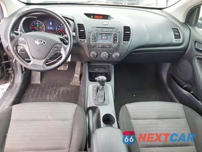 Zdjęcie 8 z 12 samochodu: 2016 KIA FORTE KOUP EX VIN:KNAFX6A88G5632896 - miniatura