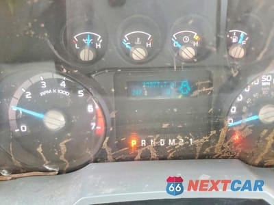 Zdjęcie 8 z 10 samochodu: 2016 FORD F350 SUPER DUTY VIN:1FDRF3H69GEA93951 - miniatura