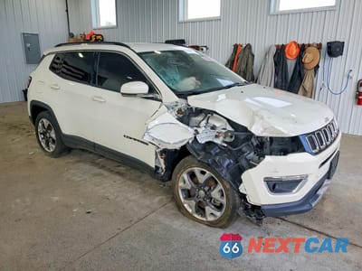 Czwarte zdjęcie samochodu z boku: 2021 JEEP COMPASS LIMITED VIN:3C4NJDCB9MT590828 - miniatura