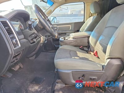 Zdjęcie 7 z 12 samochodu: 2015 RAM 4500 VIN:3C7WRKDLXFG653555 - miniatura