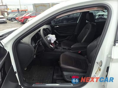 Zdjęcie 7 z 13 samochodu: 2023 VOLKSWAGEN JETTA GLI AUTOBAHN VIN:3VW1T7BU9PM032535 - miniatura