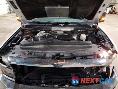 Zdjęcie 11 z 12 samochodu: 2019 CHEVROLET SILVERADO K3500 LT VIN:1GC4KWCY5KF277582 - miniatura