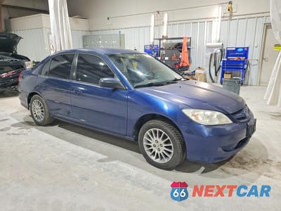 Czwarte zdjęcie samochodu z boku: 2004 HONDA CIVIC LX VIN:2HGES16504H621072 - miniatura