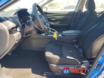 Zdjęcie 7 z 12 samochodu: 2025 NISSAN SENTRA SV VIN:3N1AB8CV2SY291598 - miniatura