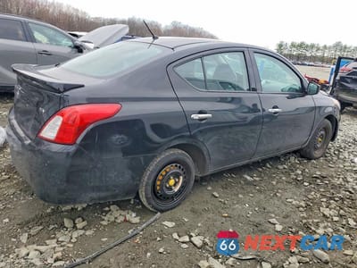 Trzecie zdjęcie samochodu z tyłu: 2018 NISSAN VERSA SV VIN:3N1CN7AP7JL880172 - miniatura