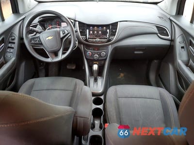 Zdjęcie 8 z 13 samochodu: 2020 CHEVROLET TRAX 1LT VIN:3GNCJLSB4LL238796 - miniatura