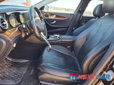 Zdjęcie 7 z 11 samochodu: 2017 MERCEDES-BENZ E 300 VIN:WDDZF4JB3HA115460 - miniatura