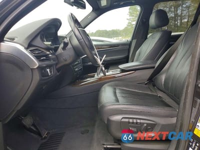 Zdjęcie 7 z 12 samochodu: 2017 BMW X5 XDRIVE35I VIN:5UXKR0C50H0V67471 - miniatura