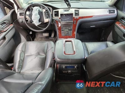 Zdjęcie 8 z 13 samochodu: 2013 CADILLAC ESCALADE ESV PREMIUM VIN:1GYS3JEF3DR254963 - miniatura