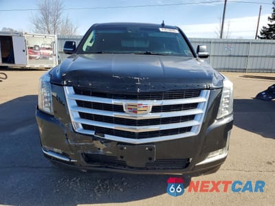 Piąte zdjęcie samochodu w środku: 2017 CADILLAC ESCALADE PREMIUM LUXURY VIN:1GYS4CKJXHR182926 - miniatura