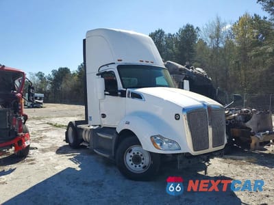 2019 KENWORTH CONSTRUCTION T680 1XKYA48X1KJ297306 - główne zdjęcie licytacji z USA - miniatura