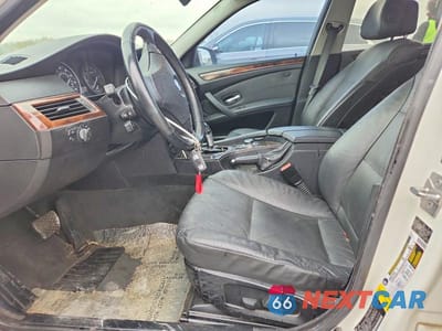 Zdjęcie 7 z 11 samochodu: 2010 BMW 528 I VIN:WBANU5C55AC365124 - miniatura