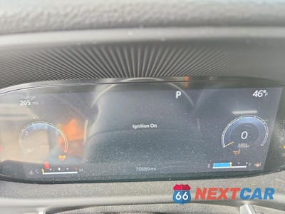 Zdjęcie 9 z 11 samochodu: 2022 JEEP WAGONEER SERIES III VIN:1C4SJVDTXNS200659 - miniatura