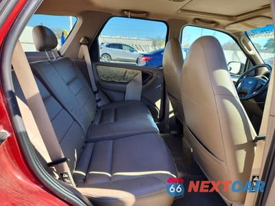 Zdjęcie 11 z 13 samochodu: 2001 FORD ESCAPE XLT VIN:1FMYU04171KB73025 - miniatura