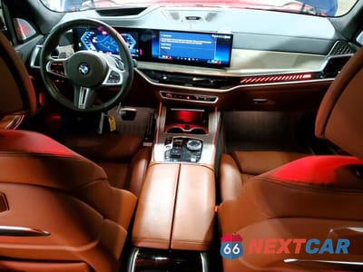 Zdjęcie 8 z 13 samochodu: 2025 BMW X7 M60I VIN:5UX33EM09S9Y51416 - miniatura