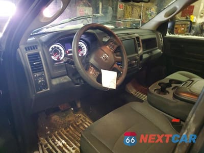 Zdjęcie 8 z 12 samochodu: 2023 RAM 1500 CLASSIC TRADESMAN VIN:1C6RR7FG2PS579962 - miniatura