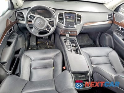 Zdjęcie 8 z 12 samochodu: 2016 VOLVO XC90 T6 VIN:YV4A22PK8G1045657 - miniatura