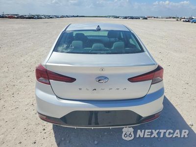 Zdjęcie 6 z 14 samochodu: 2019 HYUNDAI ELANTRA VALUE EDITION VIN:5NPD84LF5KH414348 - miniatura
