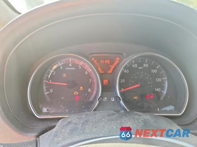 Zdjęcie 9 z 12 samochodu: 2017 NISSAN VERSA NOTE S PLUS VIN:3N1CE2CP9HL372828 - miniatura