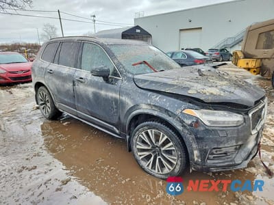 Czwarte zdjęcie samochodu z boku: 2020 VOLVO XC90 T6 MOMENTUM VIN:YV4A22PK3L1576503 - miniatura