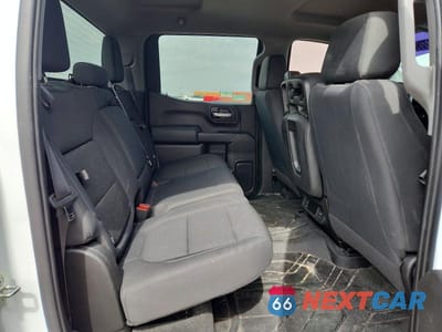 Zdjęcie 10 z 11 samochodu: 2019 CHEVROLET SILVERADO K1500 CUSTOM VIN:3GCUYBEF1KG701468 - miniatura