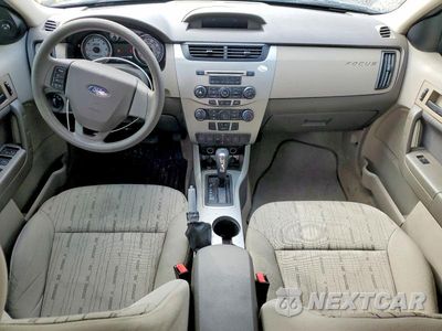 Zdjęcie 8 z 12 samochodu: 2011 FORD FOCUS SE VIN:1FAHP3FN2BW101310 - miniatura