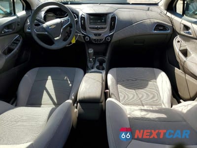 Zdjęcie 8 z 13 samochodu: 2018 CHEVROLET CRUZE LT VIN:1G1BE5SMXJ7155261 - miniatura