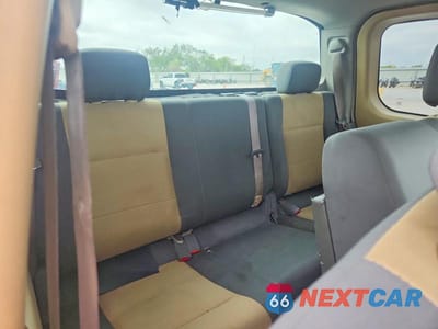 Zdjęcie 10 z 12 samochodu: 2004 NISSAN TITAN XE VIN:1N6AA06A64N559771 - miniatura