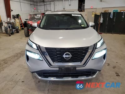 Piąte zdjęcie samochodu w środku: 2023 NISSAN ROGUE PLATINUM VIN:JN8BT3DDXPW303846 - miniatura