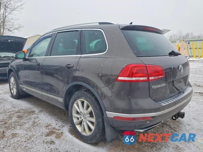 Drugie zdjęcie samochodu z przodu: 2015 VOLKSWAGEN TOUAREG V6 TDI VIN:WVGEP9BP0FD002814 - miniatura