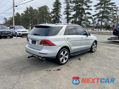 Trzecie zdjęcie samochodu z tyłu: 2017 MERCEDES-BENZ GLE 350 VIN:4JGDA5JBXHA989695 - miniatura