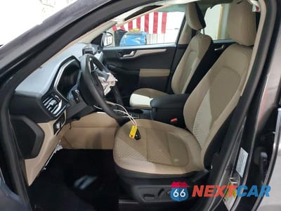 Zdjęcie 7 z 13 samochodu: 2020 FORD ESCAPE SE VIN:1FMCU9G68LUC58338 - miniatura