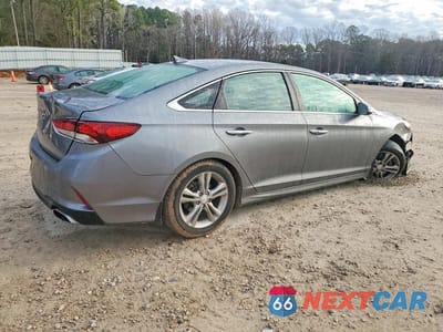 Trzecie zdjęcie samochodu z tyłu: 2018 HYUNDAI SONATA SEL VIN:5NPE34AF6JH691420 - miniatura