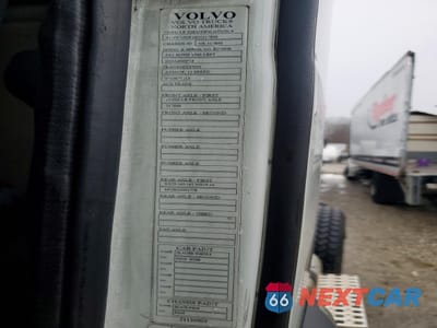 Zdjęcie 10 z 10 samochodu: 2019 VOLVO VNR SEMI TRUCK VIN:4V4W19DF1KN217898 - miniatura