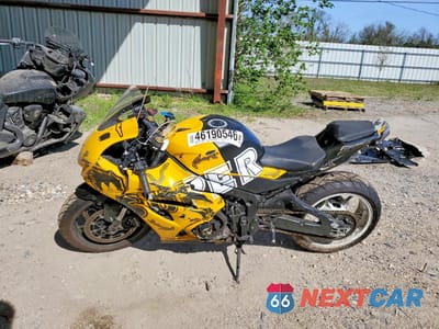 Trzecie zdjęcie samochodu z tyłu: 2020 SUZUKI GSX-R1000 VIN:JS1DM11B2L7100361 - miniatura