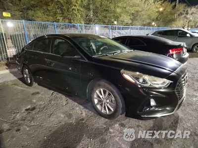Czwarte zdjęcie samochodu z boku: 2018 HYUNDAI SONATA SE VIN:5NPE24AF8JH601719 - miniatura