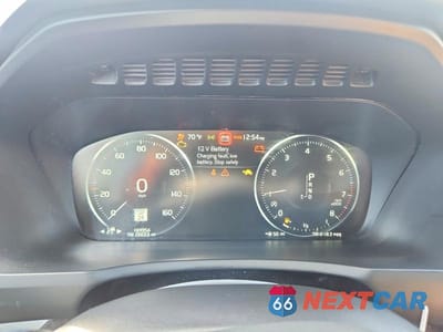 Zdjęcie 9 z 12 samochodu: 2018 VOLVO XC90 T6 VIN:YV4A22PK2J1324707 - miniatura