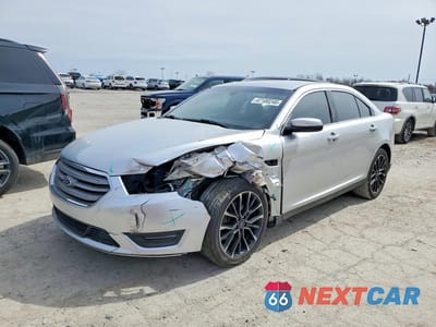 2018 FORD TAURUS SEL 1FAHP2E82JG113553 - główne zdjęcie licytacji z USA - miniatura