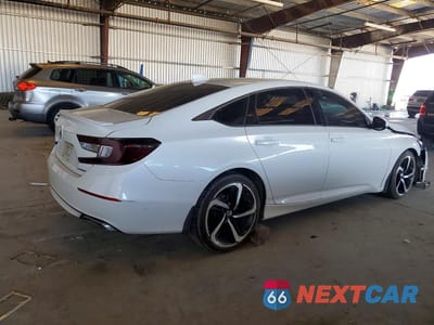 Trzecie zdjęcie samochodu z tyłu: 2018 HONDA ACCORD SPORT VIN:1HGCV1F37JA157057 - miniatura