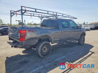 Trzecie zdjęcie samochodu z tyłu: 2004 FORD F250 SUPER DUTY VIN:1FTNW21P34EB27667 - miniatura