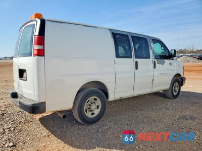 Trzecie zdjęcie samochodu z tyłu: 2008 CHEVROLET EXPRESS G2500 VIN:1GCGG25C781136351 - miniatura