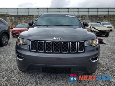 Piąte zdjęcie samochodu w środku: 2021 JEEP GRAND CHEROKEE LAREDO VIN:1C4RJFAG0MC633492 - miniatura