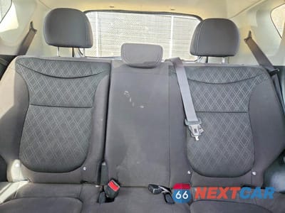 Zdjęcie 10 z 12 samochodu: 2016 KIA SOUL BASE VIN:KNDJN2A27G7274802 - miniatura