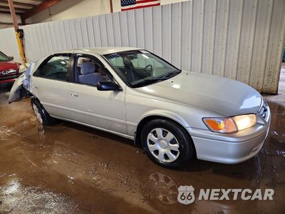 Czwarte zdjęcie samochodu z boku: 2001 TOYOTA CAMRY CE VIN:4T1BG22K01U117517 - miniatura