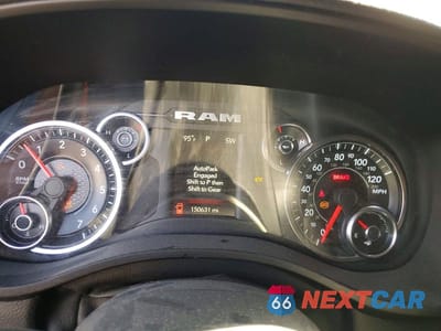 Zdjęcie 9 z 12 samochodu: 2019 RAM 1500 VIN:1C6RREFT1KN813839 - miniatura